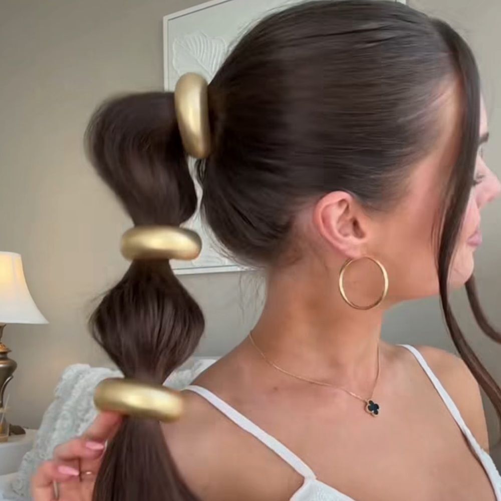 Gold Hair Accessory Set - Picture 2 of 3